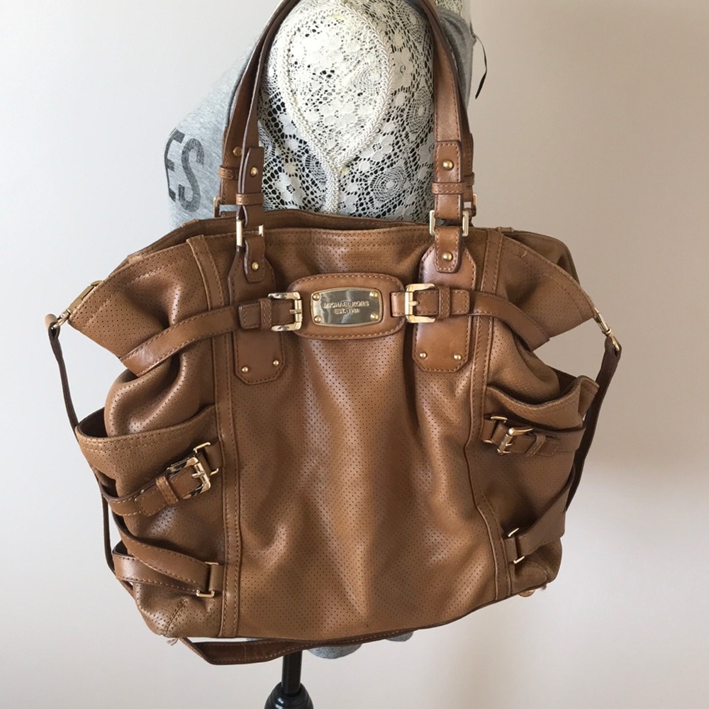 Michael Kors leather bag